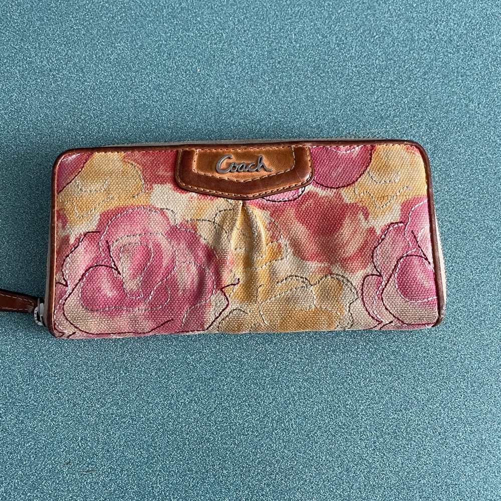 Coach zip wallet